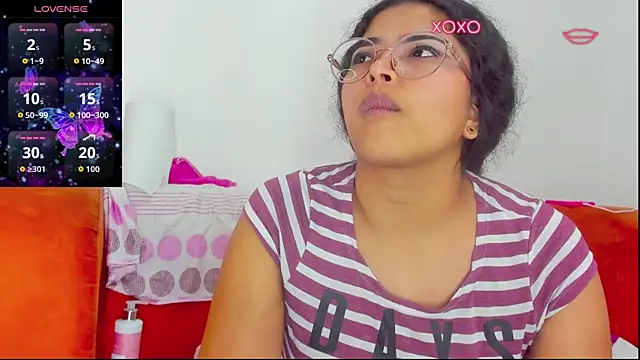 moana_taylor Adlı Modelin Canlı XXX Sohbeti