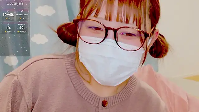 Chiak_ouo Adlı Modelin Canlı XXX Sohbeti