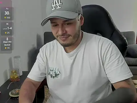 ragnar_lothbrok777 Chat XXX in diretta