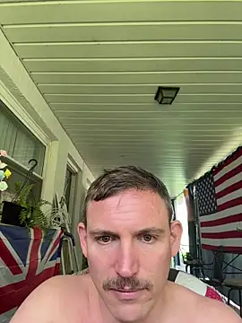 Integrityofsin: διαδικτυακό σόου στην κάμερα