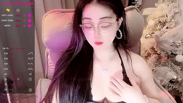 Monica-666888- Show Webcam