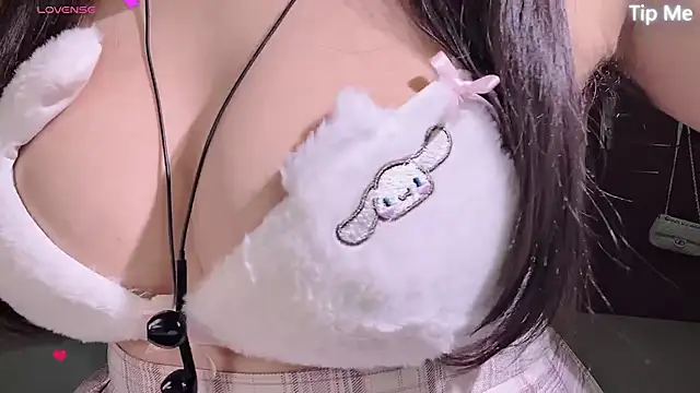 donghuangtaiyi---'s Webcam Show