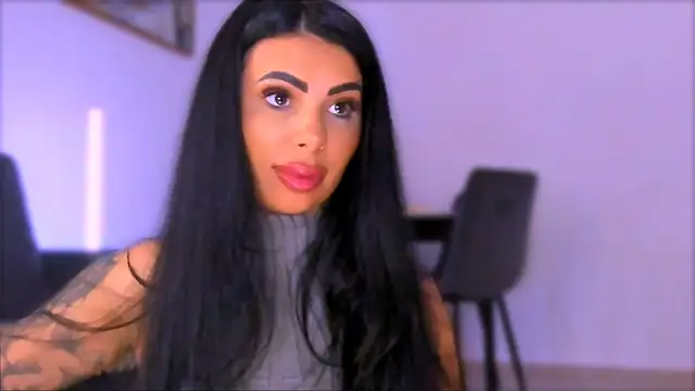 แชท XXX สดของ Moonamour