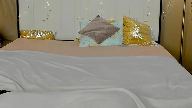 แชท XXX สดของ mailymilf