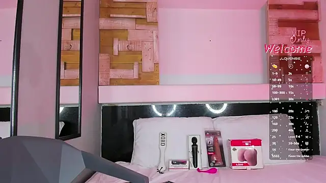 AmberAdams_ Live XXX-Chat