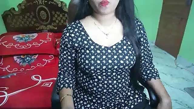 BengaliQueenStar Adlı Modelin Canlı XXX Sohbeti