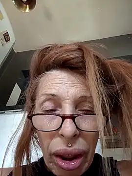 FrozenWaffle Show in webcam