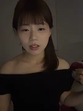 Nana-3 Adlı Modelin Web Kamerası Şovu