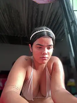 Czat XXX na żywo – Kaily_Sweet16