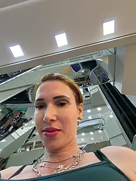 Chatroom XXX en direct de Irresistible24