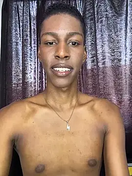 maiki18_ Live XXX-chat