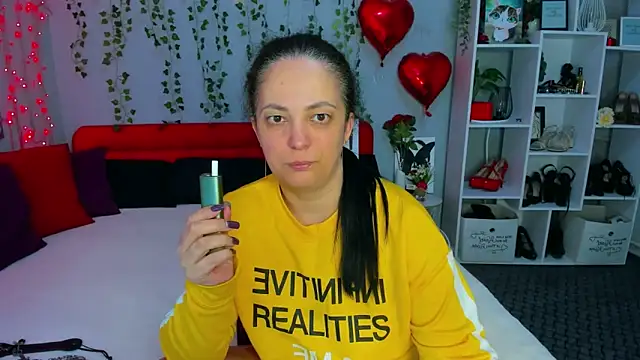 DarlingMilf Show in webcam