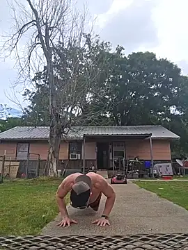 Pertunjukan Kamera Web JockNThirsty