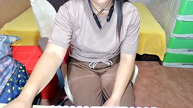 Filipina_Desire Pertunjukan Webcam