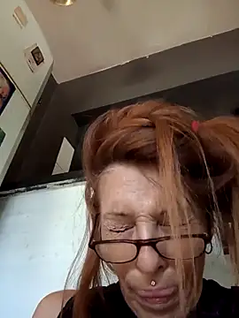 FrozenWaffle live XXX chat