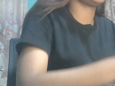 NancyRuvi's Live XXX Chat