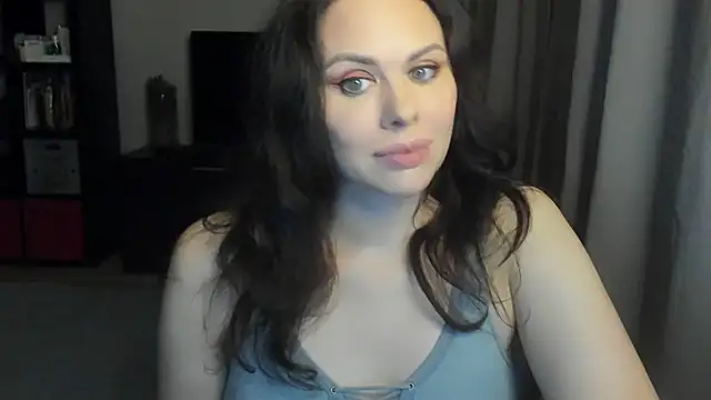 MollyCheiz Adlı Modelin Canlı XXX Sohbeti