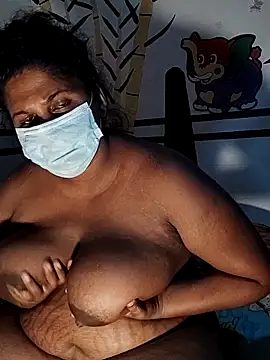 Show modela samadi18 na web-kameri