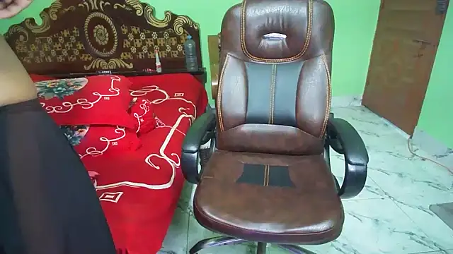 BengaliQueenStar's Live XXX Chat