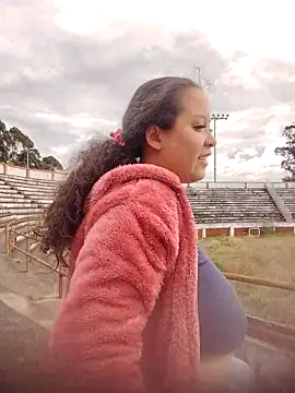 XXX chat uživo modela You-sexy-starr