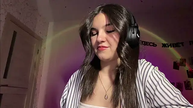 Chat +18 de OtnimaRex ao vivo