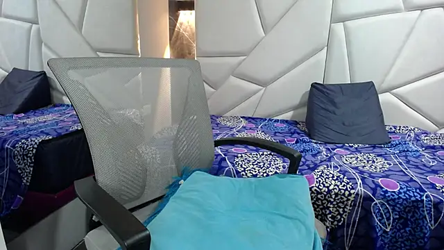 Chat +18 de violet_angel13 ao vivo