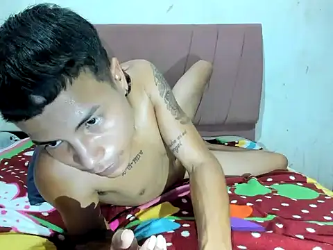 Junior_bebe Webcam-Show