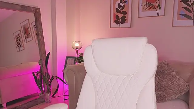 แชท XXX สดของ DahianaWalcott