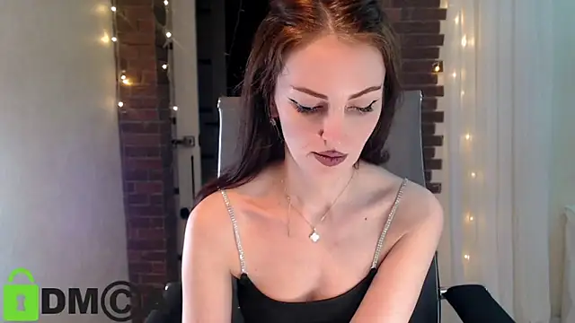 Chat XXX en directo de ms_kelarini