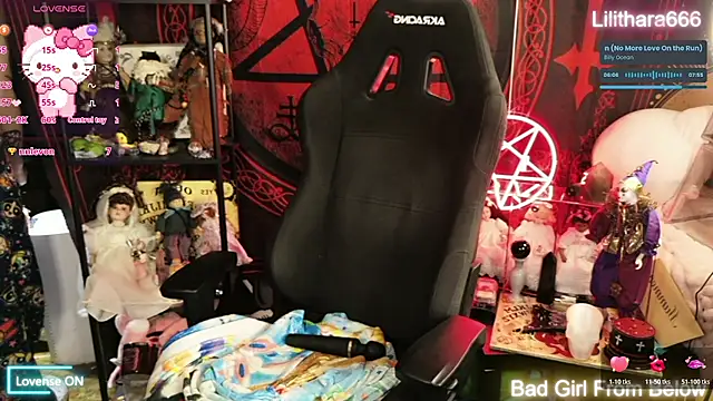 Pokazy przed kamerką – Lilithara666