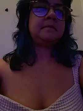 LylaVixxen Chat XXX in diretta