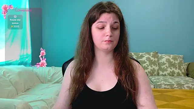 XXX chat uživo modela TreeJeanne