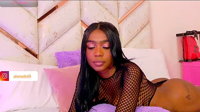 AlanaDoll Adlı Modelin Canlı XXX Sohbeti