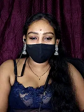 Tamil_Crazy_Queen Adlı Modelin Canlı XXX Sohbeti