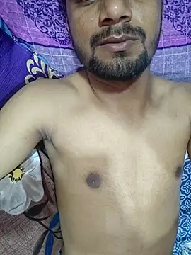 Darkintrovert: вебкам-шоу