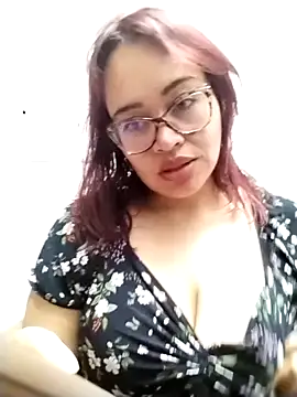 Sofia_velve's Webcam Show