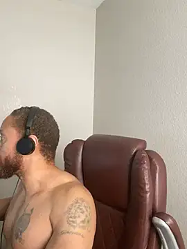 Chat +18 de Fathero1time ao vivo