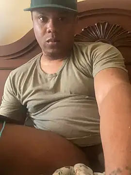 Iced_cloudz webkamerás műsora