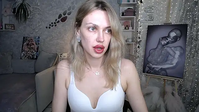 NickyAdamidi লাইভ XXX চ্যাট