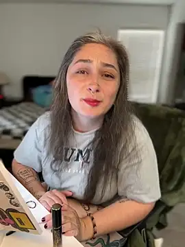 Chat XXX en directo de Alix_Valentine