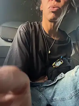 AssiaB 现场XXX聊天