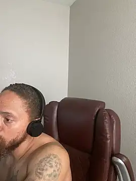 Fathero1timeのライブXXXチャット