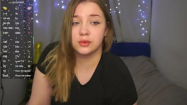 Chat XXX en directo de CuteSharloti