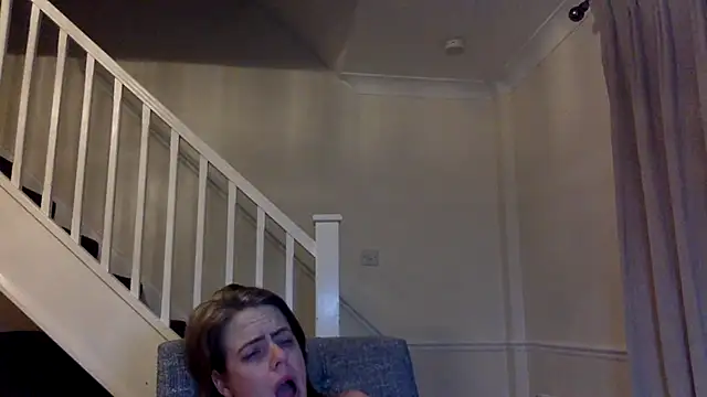 ElizabethArden42-: απευθείας συνομιλία ΧΧΧ