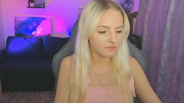 ViolaMore Adlı Modelin Canlı XXX Sohbeti