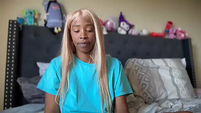 Cum2Charm – Live XXX-chat