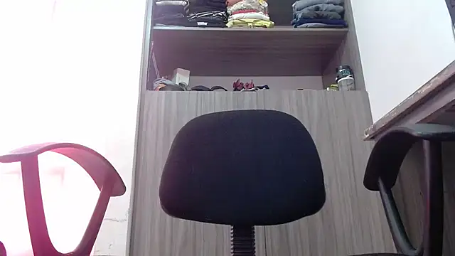 nicolle_milf1978 라이브 XXX 채팅