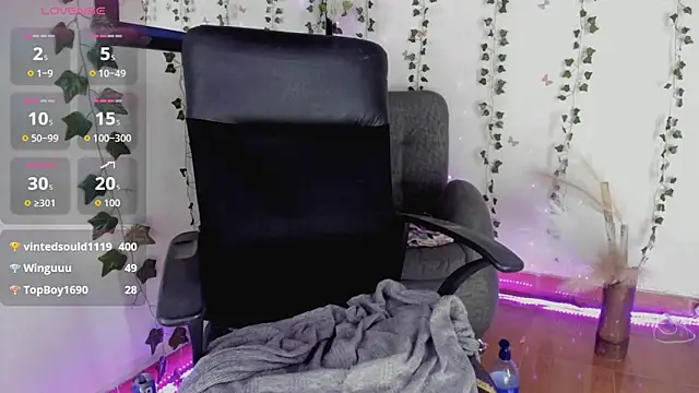 XXX chat uživo modela saray__jones