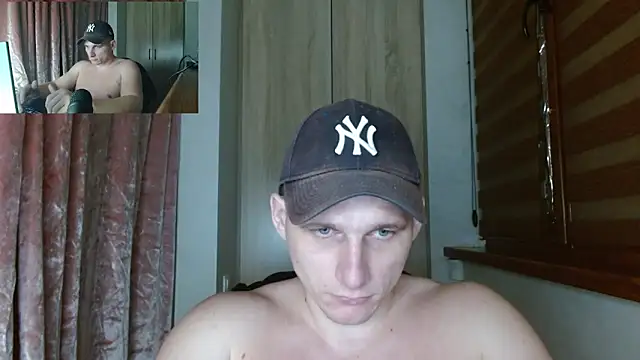 Poliglotjoe1のライブXXXチャット