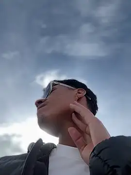 TavoHot_のライブXXXチャット